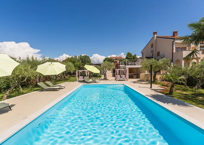 Idyllisches Nur 250 Meter Zum Mit Pool, Meerblick, Grillbereich, Liegen